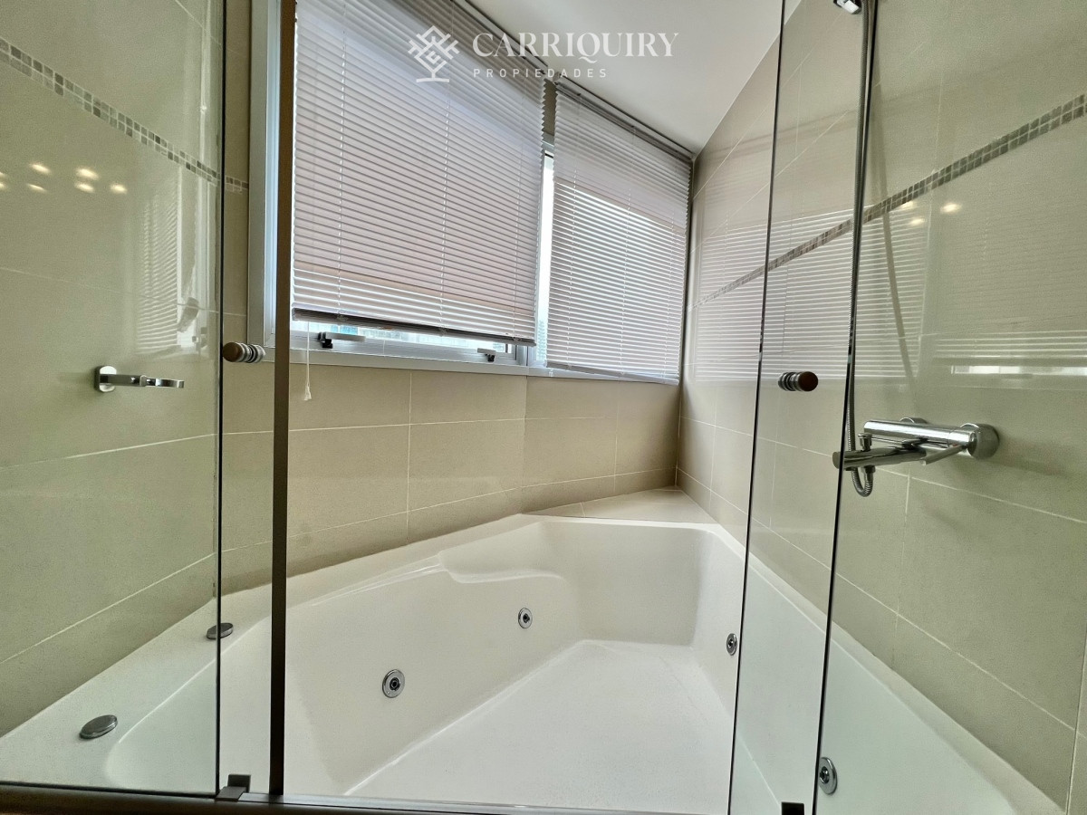 Apartamento ID.7087 - APARTAMENTO DE 3 DORMITORIOS EN ALQUILER TEMPORARIO SUNRISE TOWER PLAYA MANSA