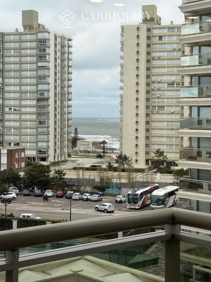 Apartamento ID.10270 - APARTAMENTO ESQUINERO 4 SUITES EN TORRE DE CATEGORIA PLAYA BRAVA