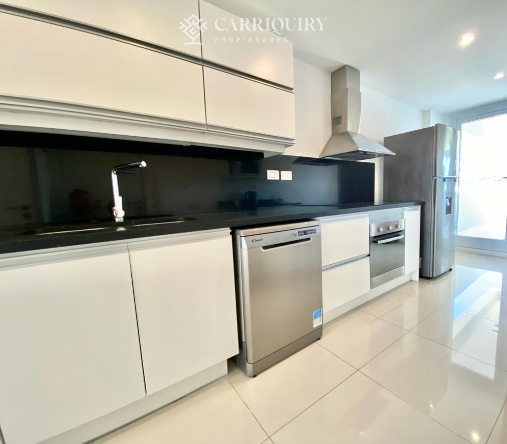 Apartamento ID.141 - Apartamento en venta Playa Mansa 3 dormitorios