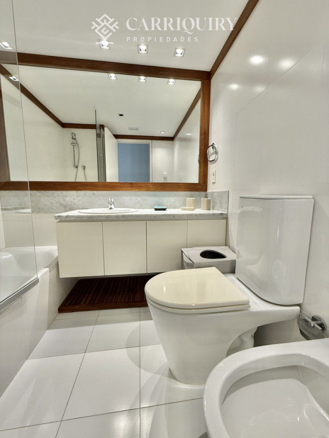 Apartamento ID.10183/-venta-MILLENIUM-TOWER-mansa-frente-al-mar-tres-suites-y-dependencias - Exclusivo Apartamento Frente al Mar en Brava, LE PARC ESQUINERO EN ALQUILER TEMPORARIO Punta del Este