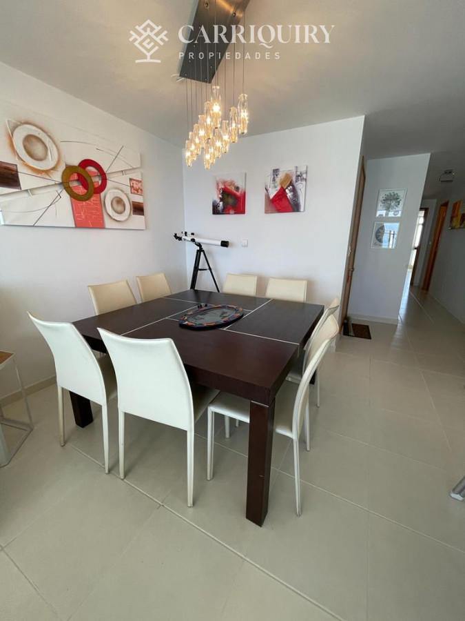 Apartamento ID.5522/Alquiler-temporario-de-apartamento-de-dos-dormitorios-con-parrillero-de-uso-exclusivo-en-Punta-Ballena - Apartamento en Mansa - Punta del Este