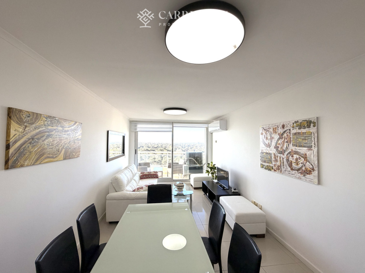 Apartamento ID.10153 - PENTH HOUSE EN VENTA EDIFCIO OCEAN DRIVE PUNTA DEL ESTE 2 DORMITORIOS Y GRAN BARABACOA