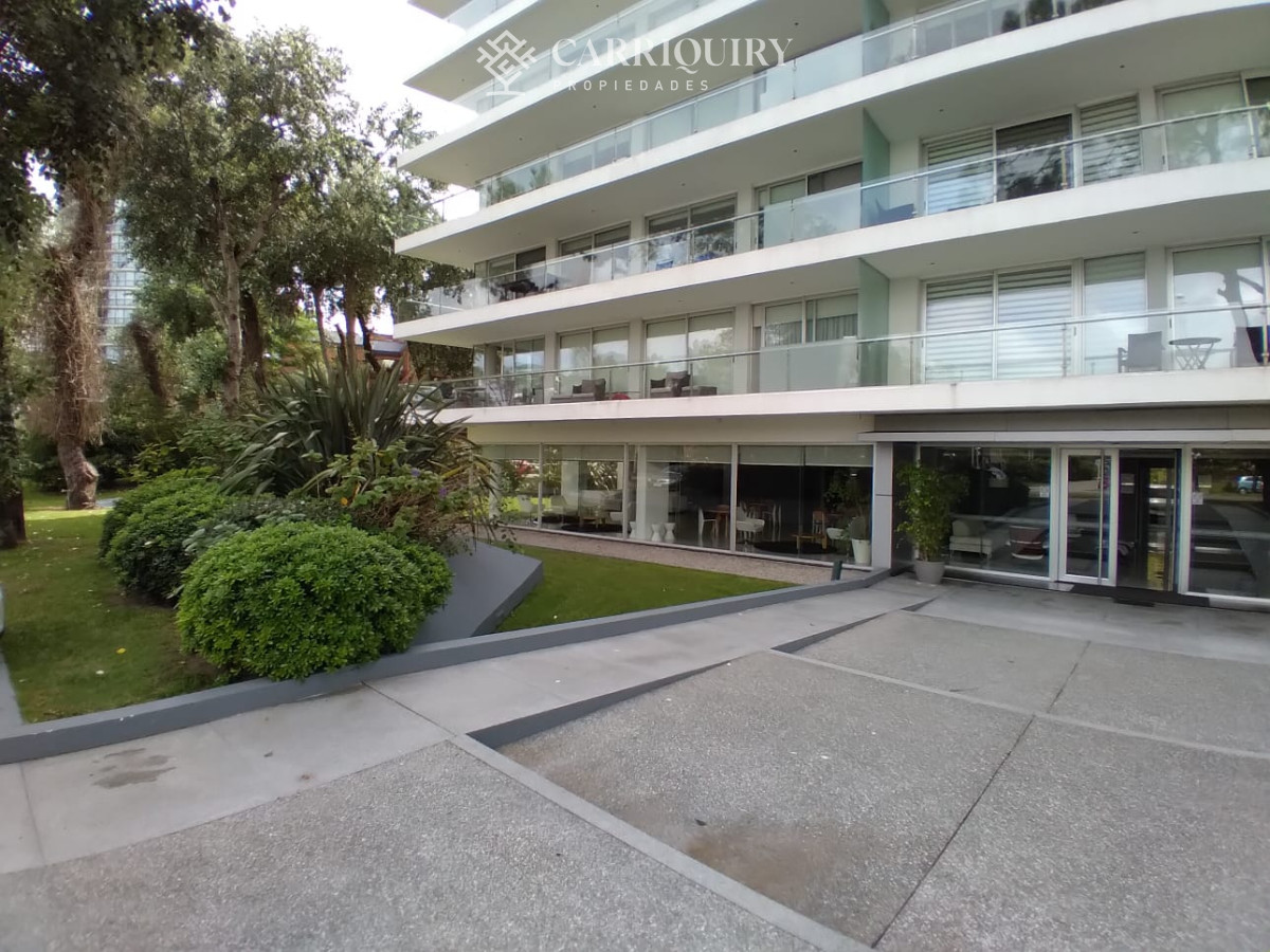 Apartamento ID.5550/Espectacular-Pent-House-con-vista-al-mar.-Ref:-8263 - Apartamento en Brava - Punta del Este