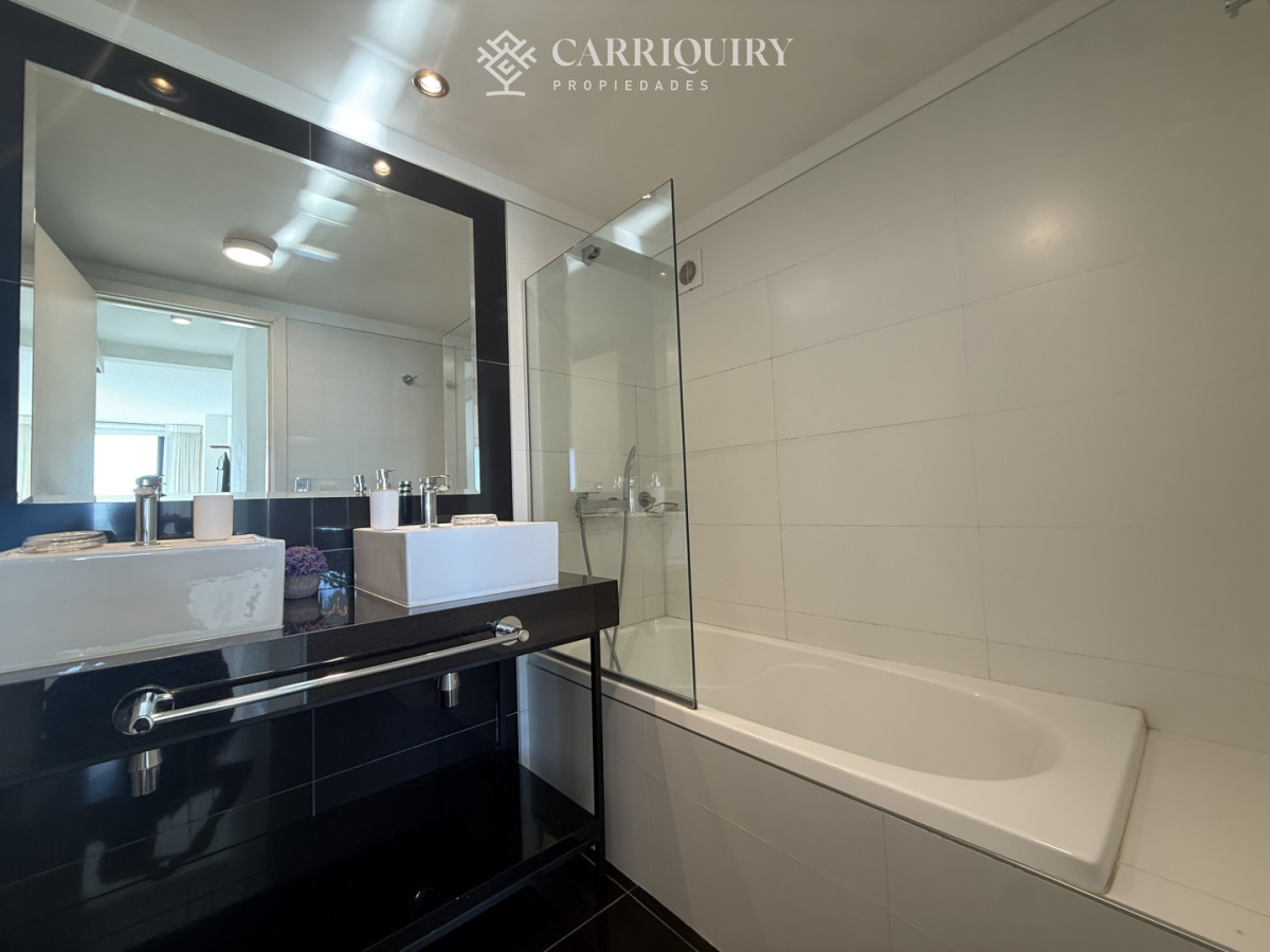 Apartamento ID.8972 - OPORTUNIDAD APARTAMENTO 2 DORMITORIOS EN TORRE DE CATEGORIA CON EXELENT VISTA Y TODOS LOS SERVICIOS 