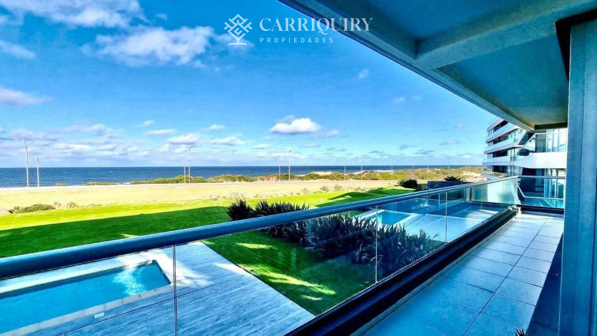 Apartamento ID.10641 - Apartamento en venta Tiburón Terrazas Punta del Este - 4 dormitorios en suite frente al mar