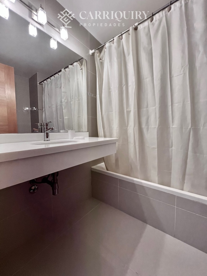 Apartamento ID.7087 - APARTAMENTO DE 3 DORMITORIOS EN ALQUILER TEMPORARIO SUNRISE TOWER PLAYA MANSA