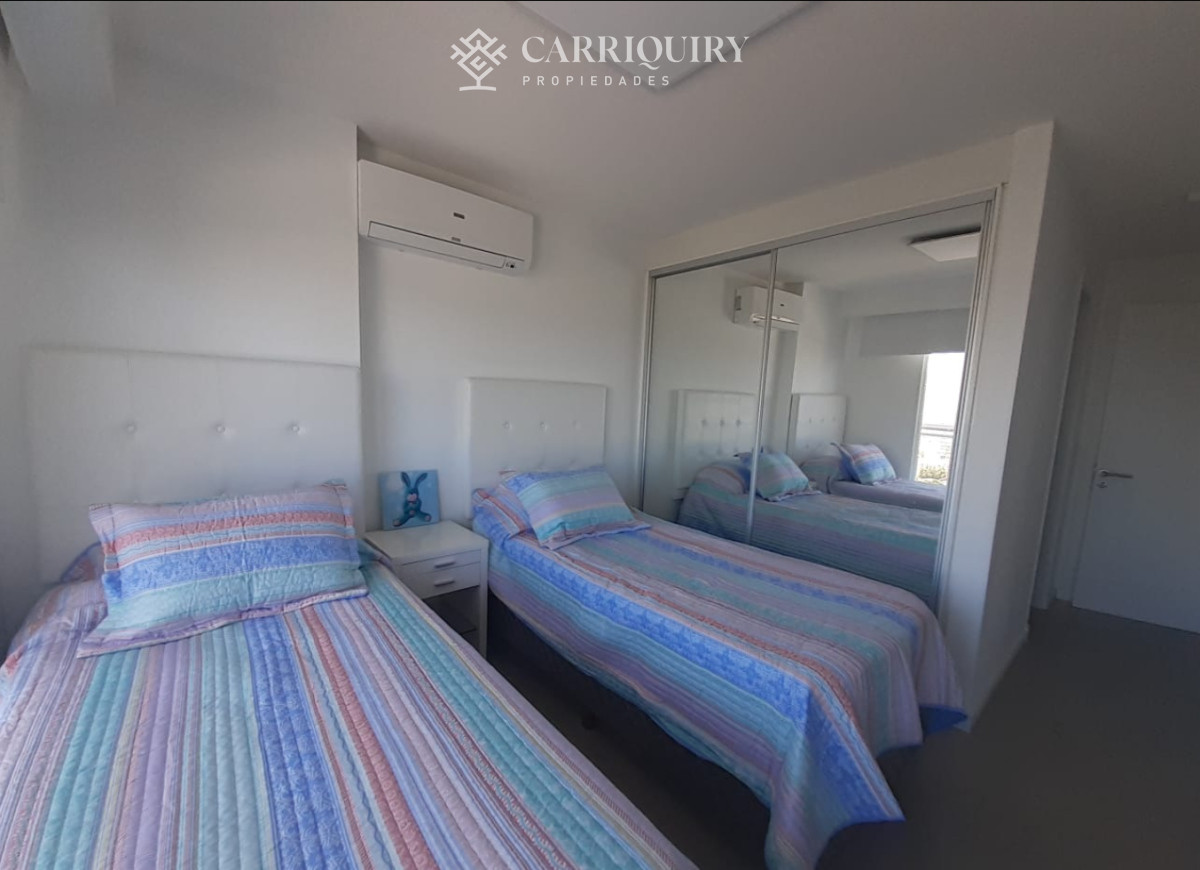 Apartamento ID.8707 - Apartamento a la venta en Playa Brava - Punta del Este