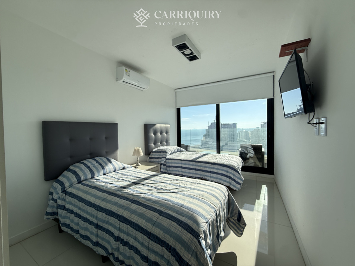 Apartamento ID.8972 - OPORTUNIDAD APARTAMENTO 2 DORMITORIOS EN TORRE DE CATEGORIA CON EXELENT VISTA Y TODOS LOS SERVICIOS 
