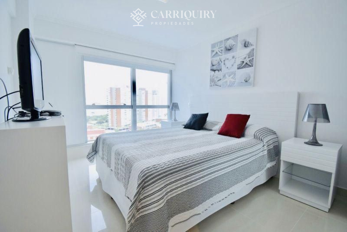 Apartamento ID.2503 - Apartamento en alquiler temporario Playa Mansa 2 dormitorios