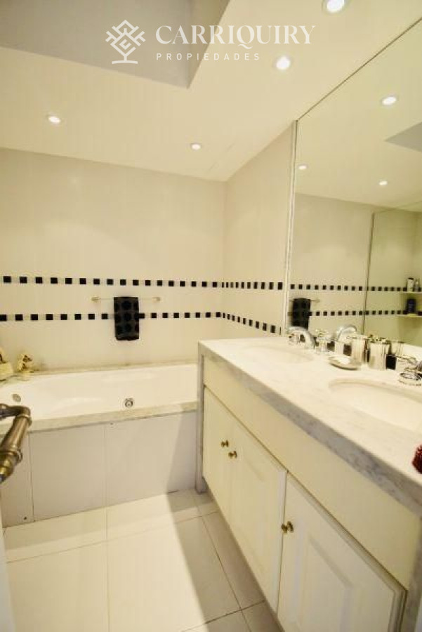 Apartamento ID.2516 - Apartamento en alquiler temporario Playa Brava 4 dormitorios