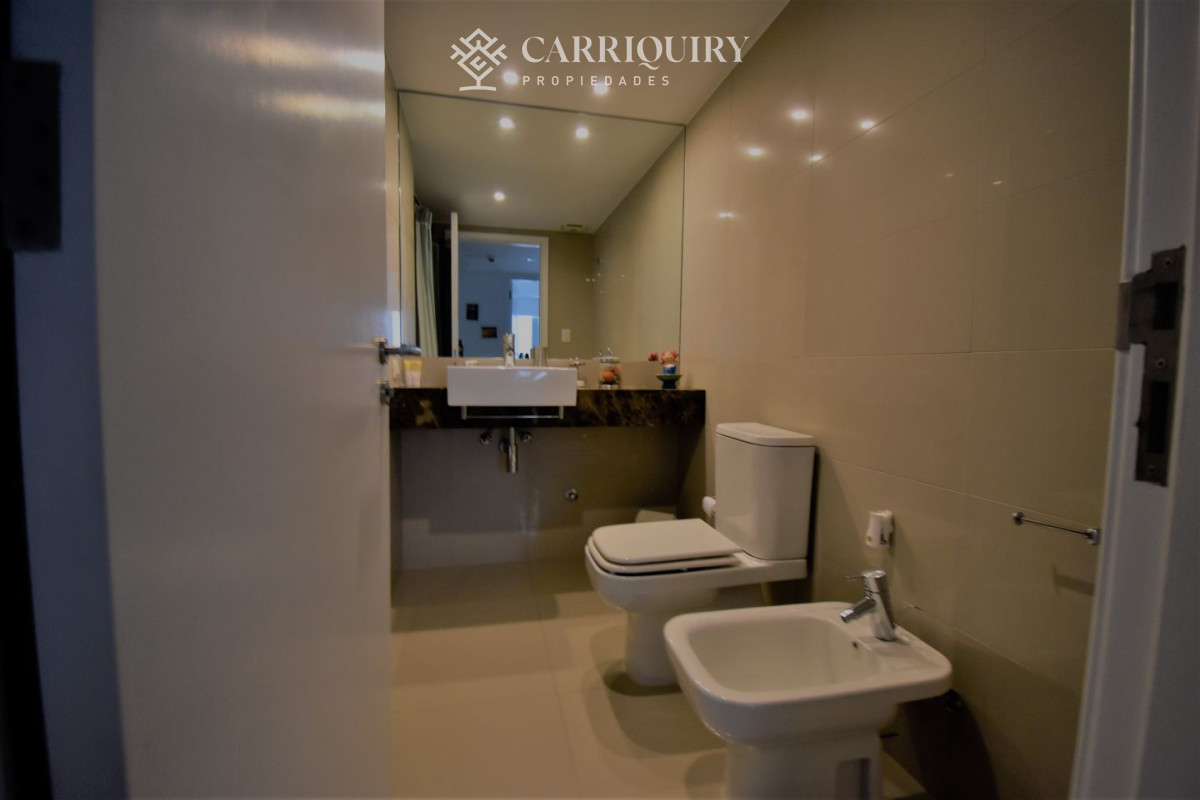 Apartamento ID.3387/Frente-al-mar-Apartamento-en-alquiler-temporario-Playa-Brava-2-dormitorios - Alquiler temporal  3 dormitorios en primera línea Playa Brava, Punta del Este