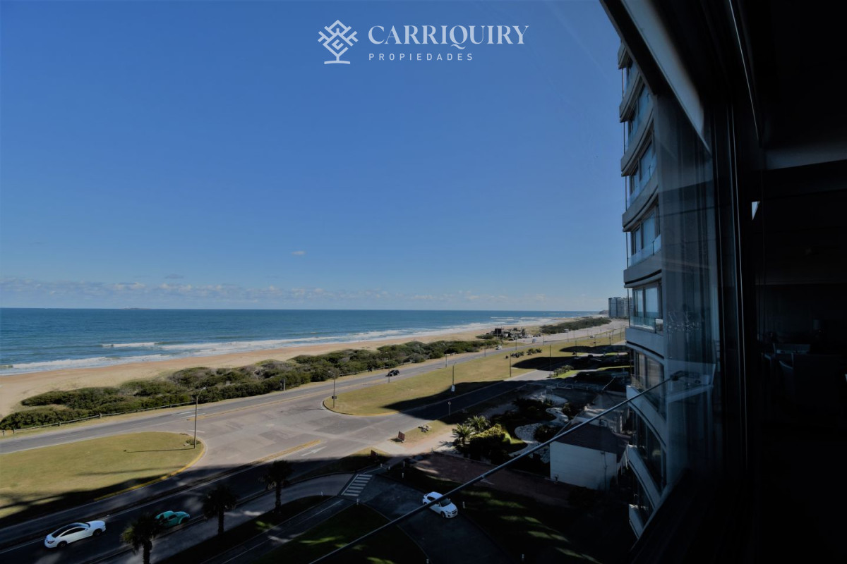 Apartamento ID.3387/Frente-al-mar-Apartamento-en-alquiler-temporario-Playa-Brava-2-dormitorios - Alquiler temporal  3 dormitorios en primera línea Playa Brava, Punta del Este