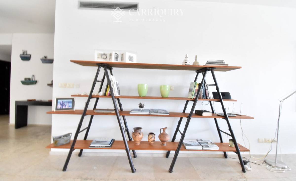Apartamento ID.3396/Se-vende-departamento-de-4-dormitorios-,-Playa-brava,-Esturion - Venta apartamento 4 dormitorios frente al mar La Barra Punta del Este