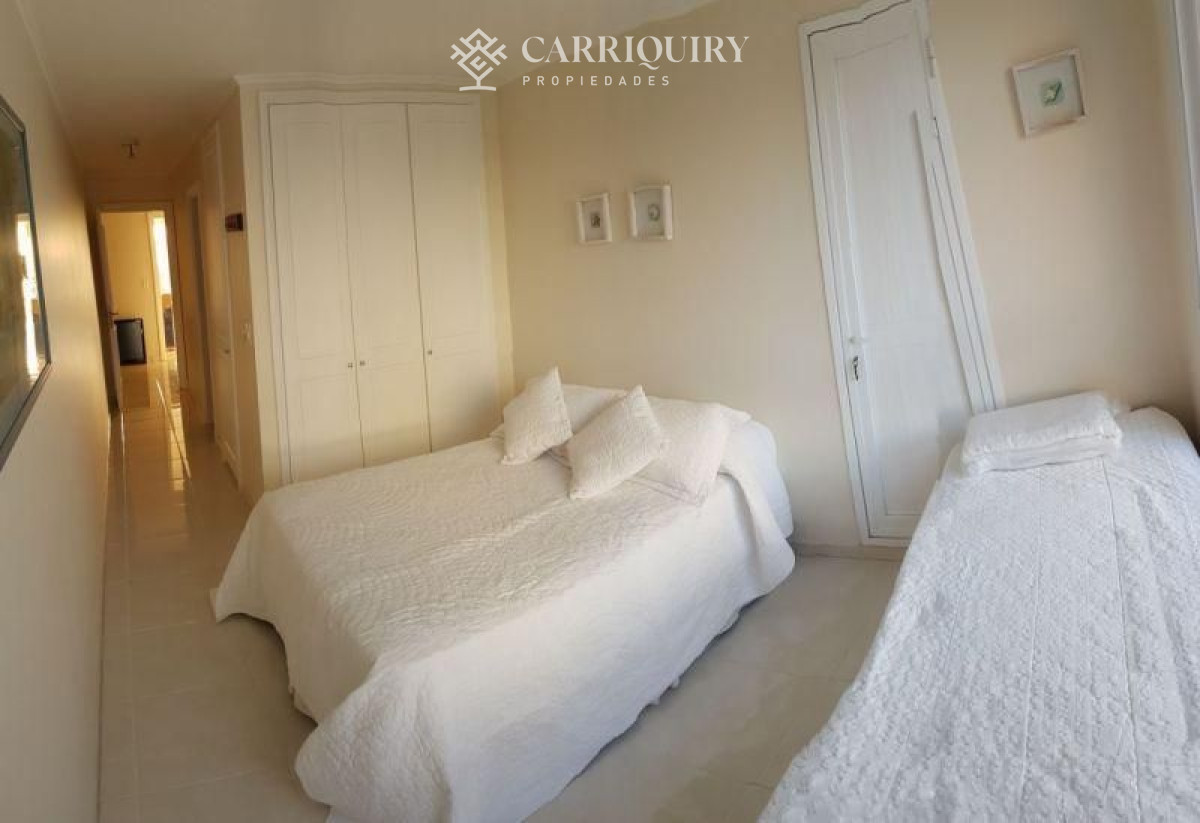 Apartamento ID.377/Apartamento-en-venta-playa-Mansa-Punta-del-Este - Apartamento en alquiler temporario Playa Mansa 3 dormitorios