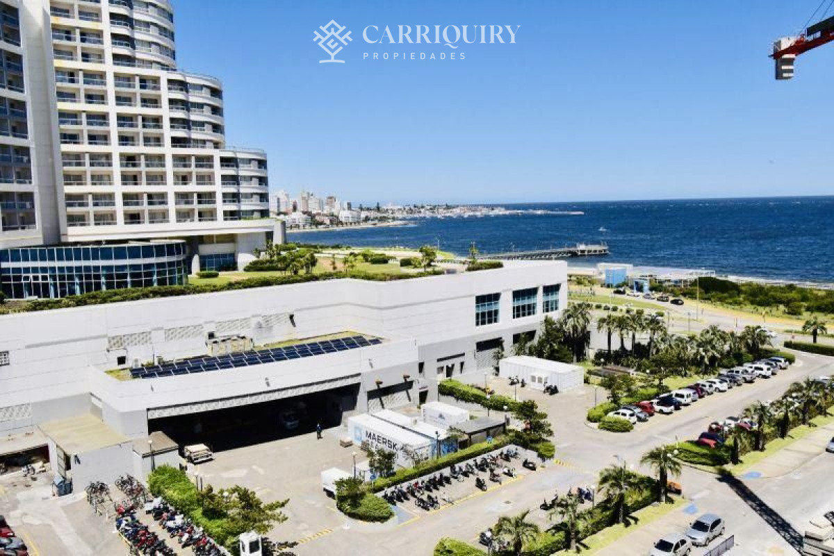 Apartamento ID.381/Espectacular-Apartamento-con-vista-al-mar - Apartamento en venta SEASONS TOWER Playa Mansa 2 dormitorios