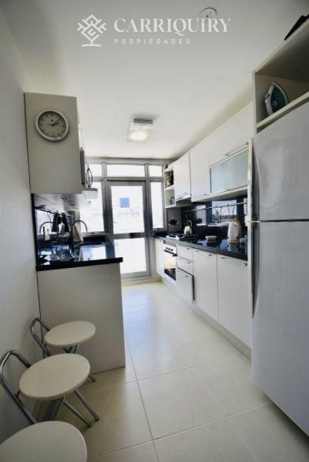 Apartamento ID.381/Espectacular-Apartamento-con-vista-al-mar - Apartamento en venta SEASONS TOWER Playa Mansa 2 dormitorios