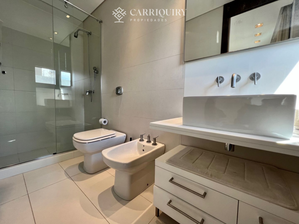 Apartamento ID.4433/Apartamento,-4-suites-y-dep,-Punta-del-Este,-Puerto,-Venta - Apartamento en venta Península 3 dormitorios