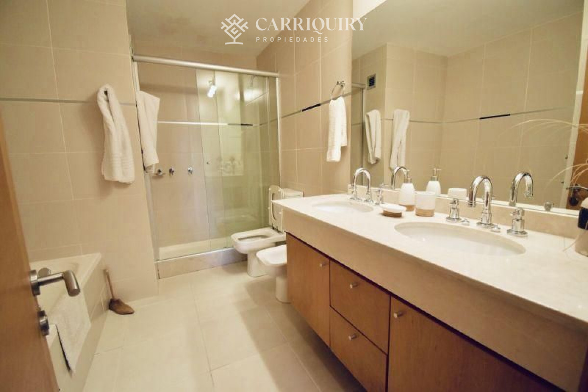 Apartamento ID.546/Miami-Boulevard-de-dos-dormitorio-en-Venta,-Apartamento-frente-al-mar-en-playa-mansa - Apartamento en alquiler temporario Playa Mansa 2 dormitorios