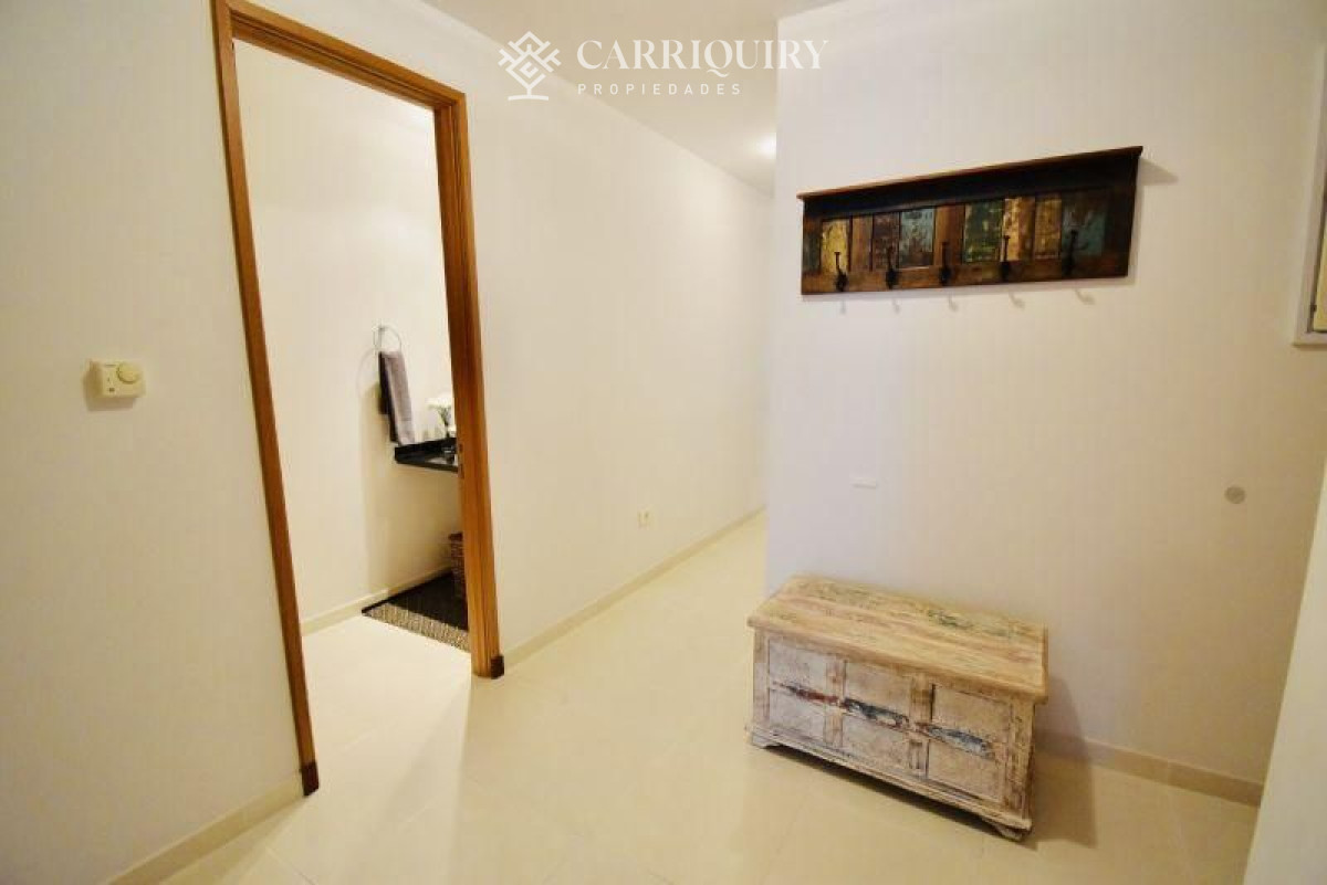 Apartamento ID.546/Miami-Boulevard-de-dos-dormitorio-en-Venta,-Apartamento-frente-al-mar-en-playa-mansa - Apartamento en alquiler temporario Playa Mansa 2 dormitorios