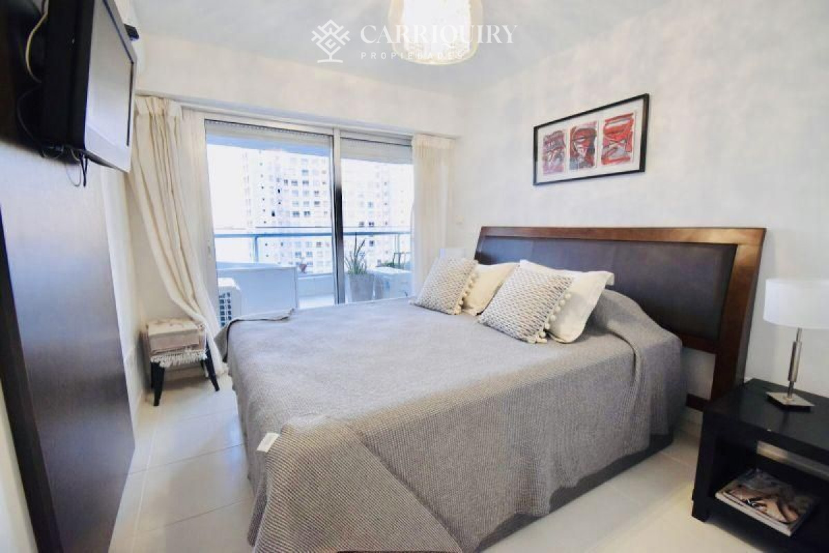 Apartamento ID.546/Miami-Boulevard-de-dos-dormitorio-en-Venta,-Apartamento-frente-al-mar-en-playa-mansa - Apartamento en alquiler temporario Playa Mansa 2 dormitorios