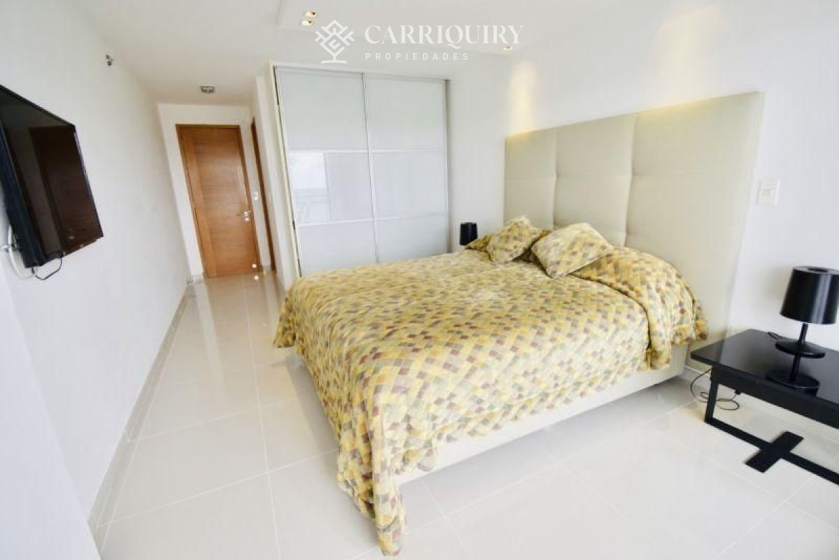 Apartamento ID.95/Moderno-Apartamento-de-Tres-Dormitorios-en-Primera-Linea,-Playa-Brava - Apartamento en alquiler temporario Playa Mansa 2 dormitorios SUNRISE TOWER