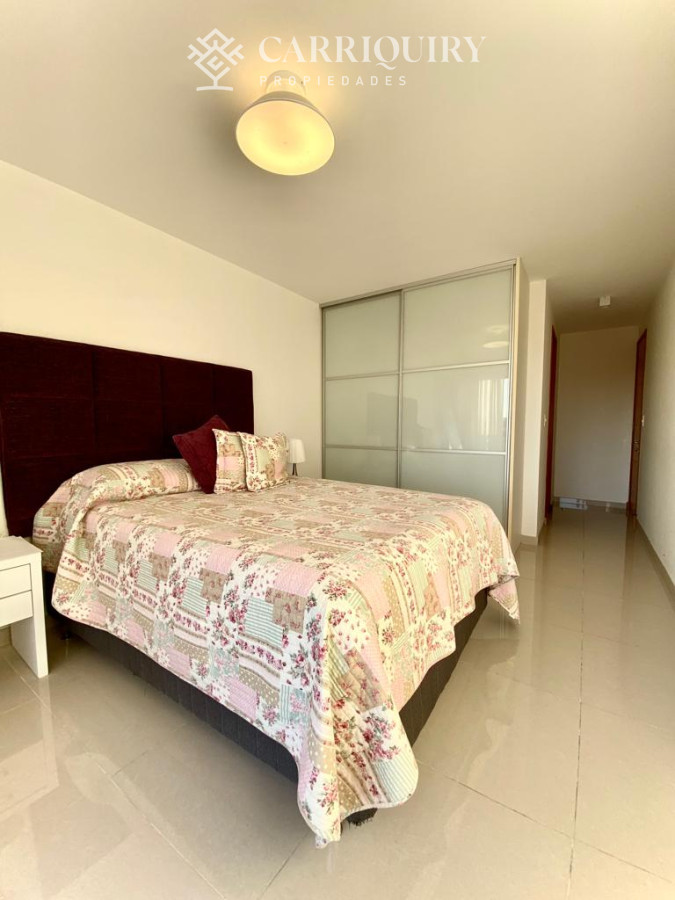 Apartamento ID.8 - Apartamento en Venta Playa Mansa 3 dormitorios Sunrise Tower