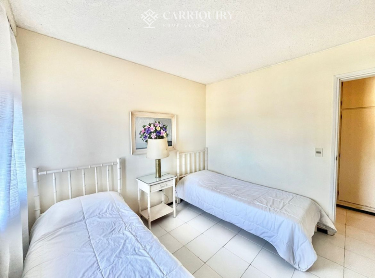 Apartamento ID.9660 - Apartamento de 3 dormitorios en primera linea 