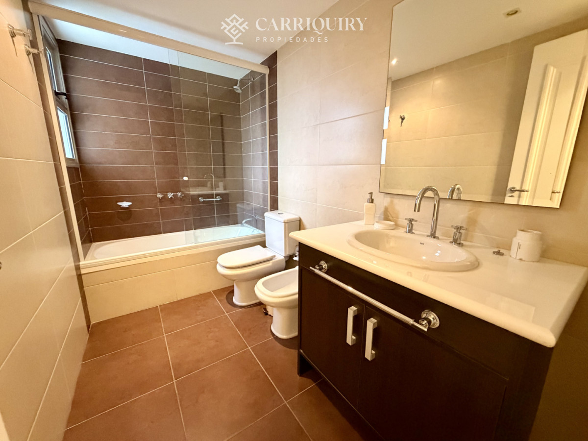 Apartamento ID.10292/Apartamento-venta-2-dormiotiros-en-torre-Trump - Apartamento en venta 3 dormitorios Imperiale Punta del Este 