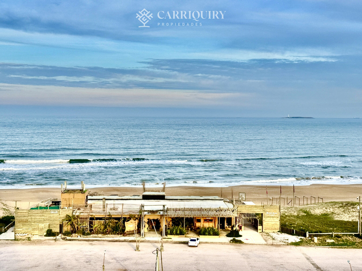 Apartamento ID.10183/-venta-MILLENIUM-TOWER-mansa-frente-al-mar-tres-suites-y-dependencias - Exclusivo Apartamento Frente al Mar en Brava, LE PARC ESQUINERO EN ALQUILER TEMPORARIO Punta del Este