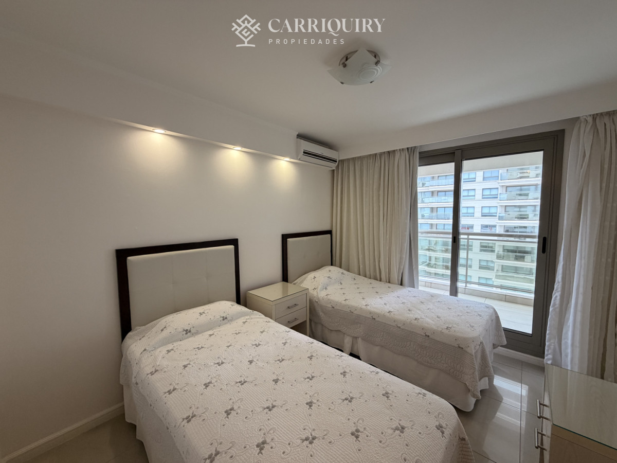 Apartamento ID.10270 - APARTAMENTO ESQUINERO 4 SUITES EN TORRE DE CATEGORIA PLAYA BRAVA