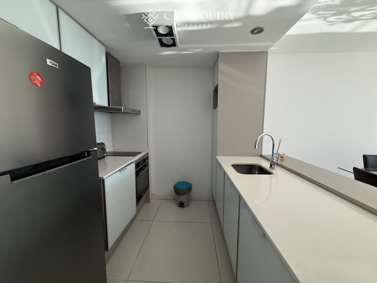 Apartamento ID.8972 - OPORTUNIDAD APARTAMENTO 2 DORMITORIOS EN TORRE DE CATEGORIA CON EXELENT VISTA Y TODOS LOS SERVICIOS 
