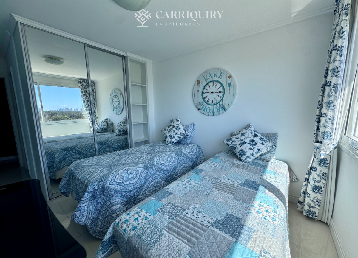 Apartamento ID.10517/Excelente-apartamento-en-alquiler-frente-al-mar-en-playa-mansa!- - APARTAMENTO ESQUINERO EN VENTA 3 DORMITORIOS EN SUITE EN CASINO TOWER 