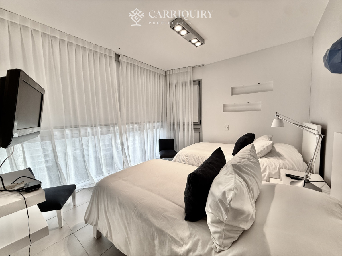 Apartamento ID.10183/-venta-MILLENIUM-TOWER-mansa-frente-al-mar-tres-suites-y-dependencias - Exclusivo Apartamento Frente al Mar en Brava, LE PARC ESQUINERO EN ALQUILER TEMPORARIO Punta del Este