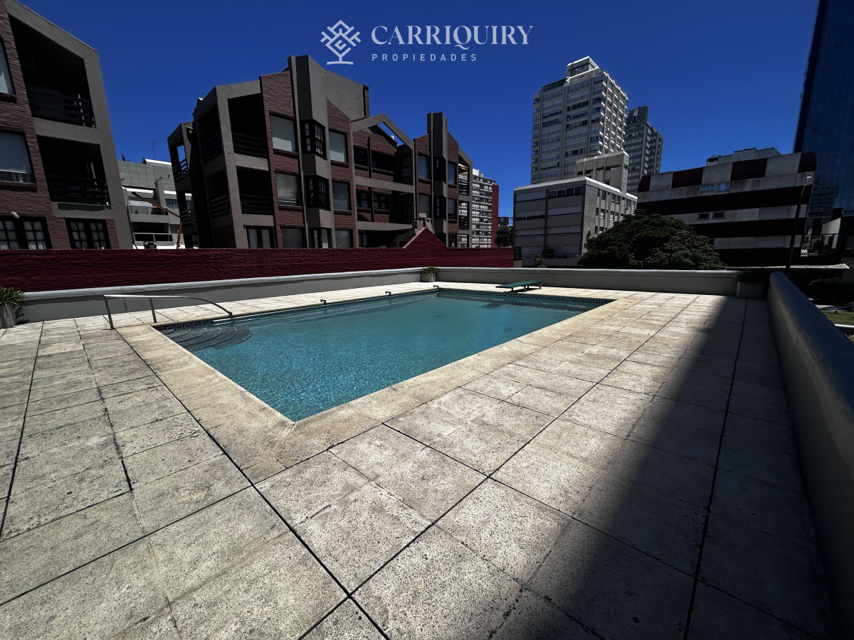 Apartamento ID.9247 - Amplio apartamento en venta con 3 dormitorios increibles vistas en el corazon de la peninsula