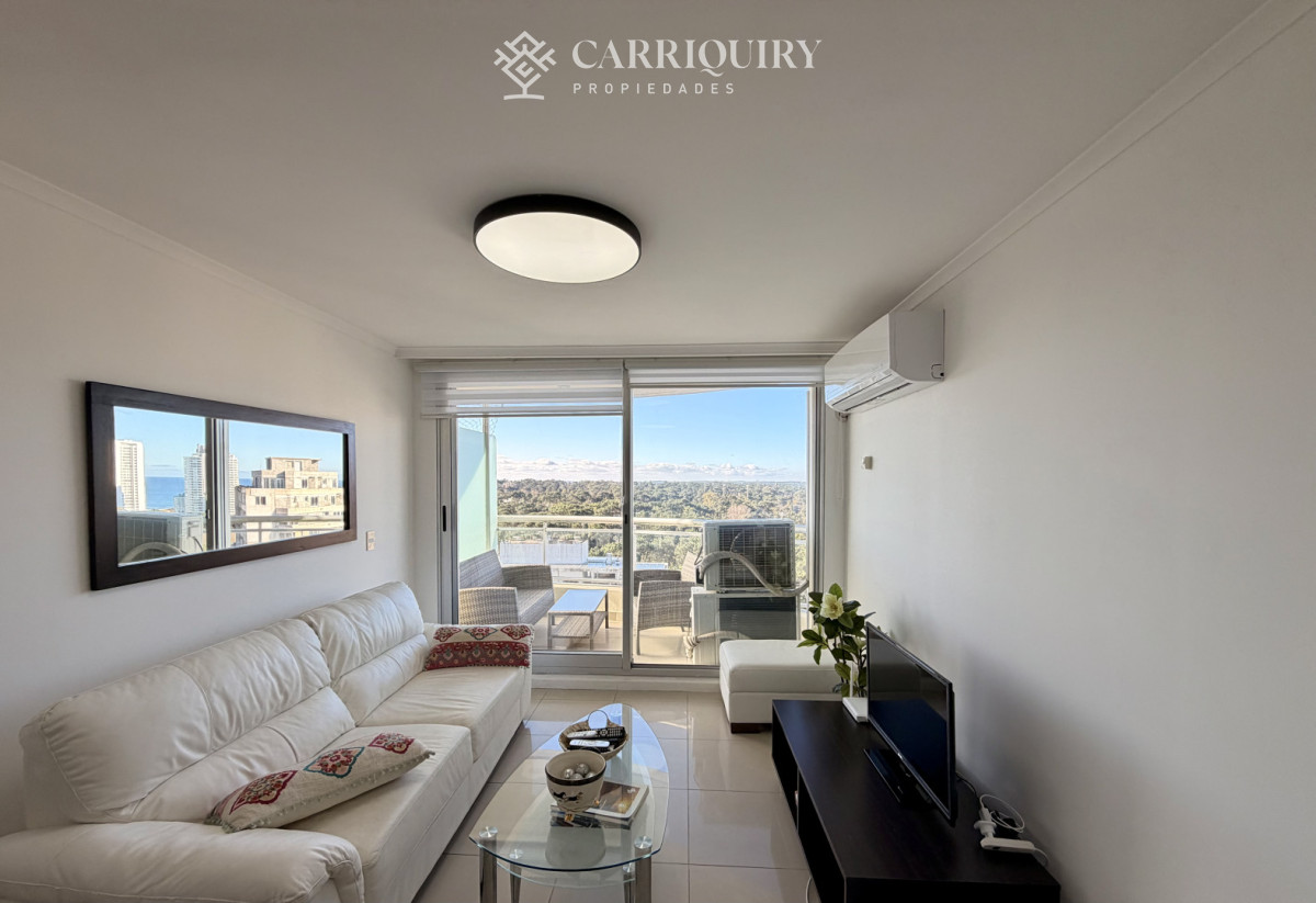 Apartamento ID.10153 - PENTH HOUSE EN VENTA EDIFCIO OCEAN DRIVE PUNTA DEL ESTE 2 DORMITORIOS Y GRAN BARABACOA