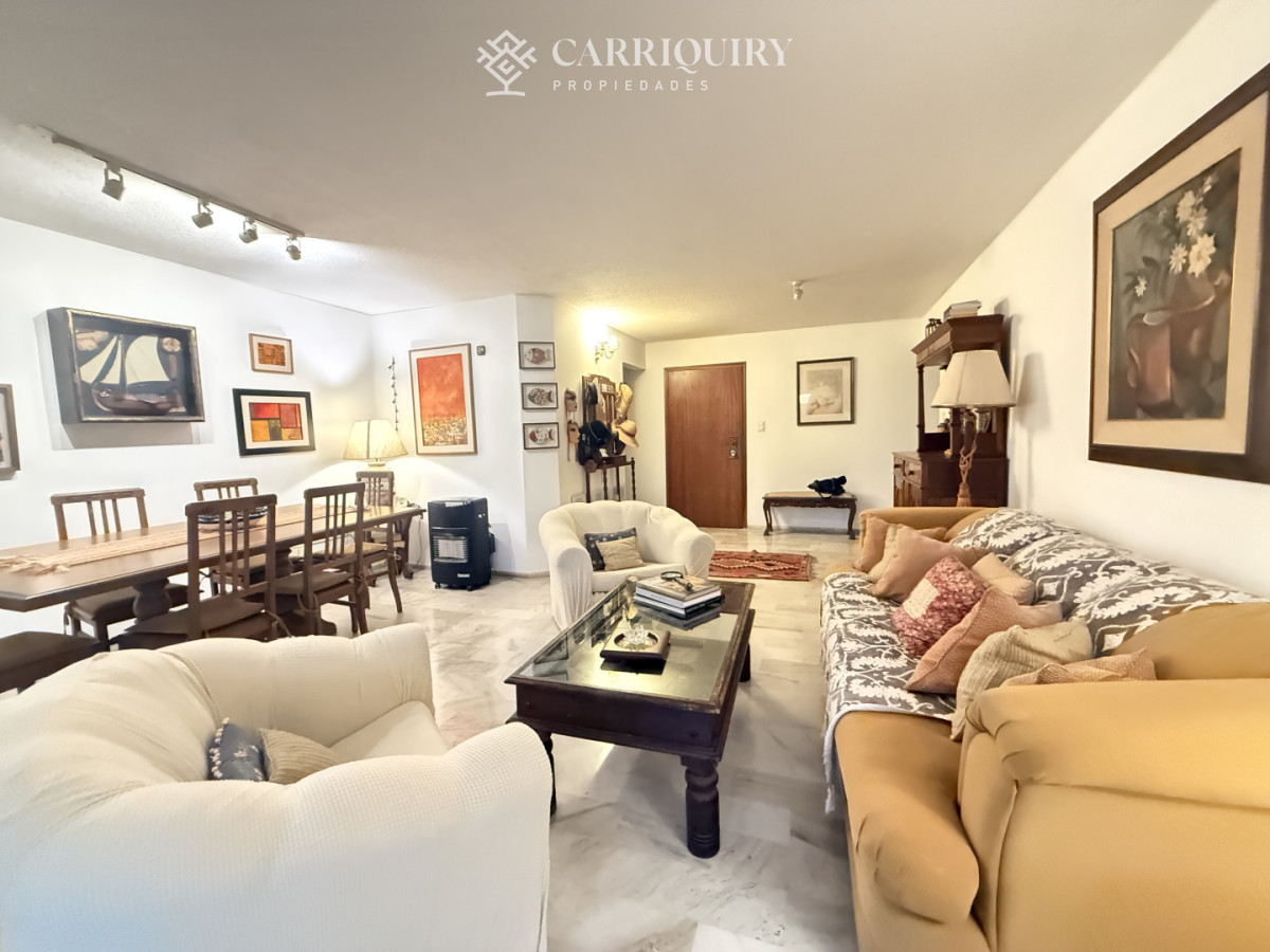 Apartamento ID.8407/Venta-apartamento-2-dormitorios-Punta-del-este - Apartamento en venta de 4 dormitorios y 3 baños en Punta del Este