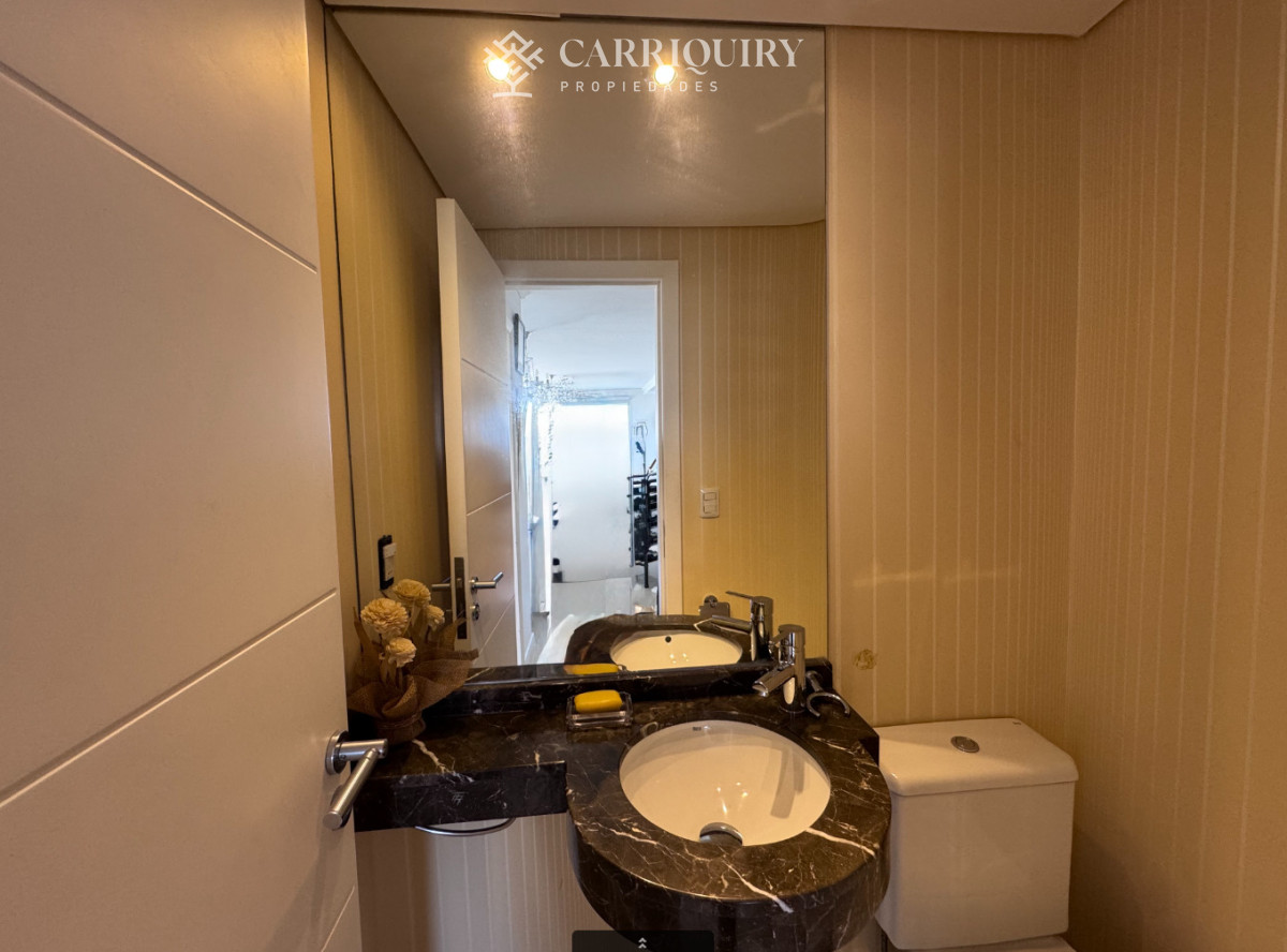 Apartamento ID.10517/Excelente-apartamento-en-alquiler-frente-al-mar-en-playa-mansa!- - APARTAMENTO ESQUINERO EN VENTA 3 DORMITORIOS EN SUITE EN CASINO TOWER 