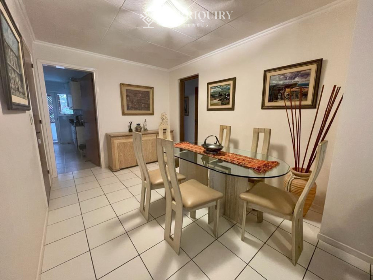 Apartamento ID.10560 - OPORTUNIDAD APARTAMENTO DE 3 DORMITORIOS A 100 MTS DE PLAYA MANSA 