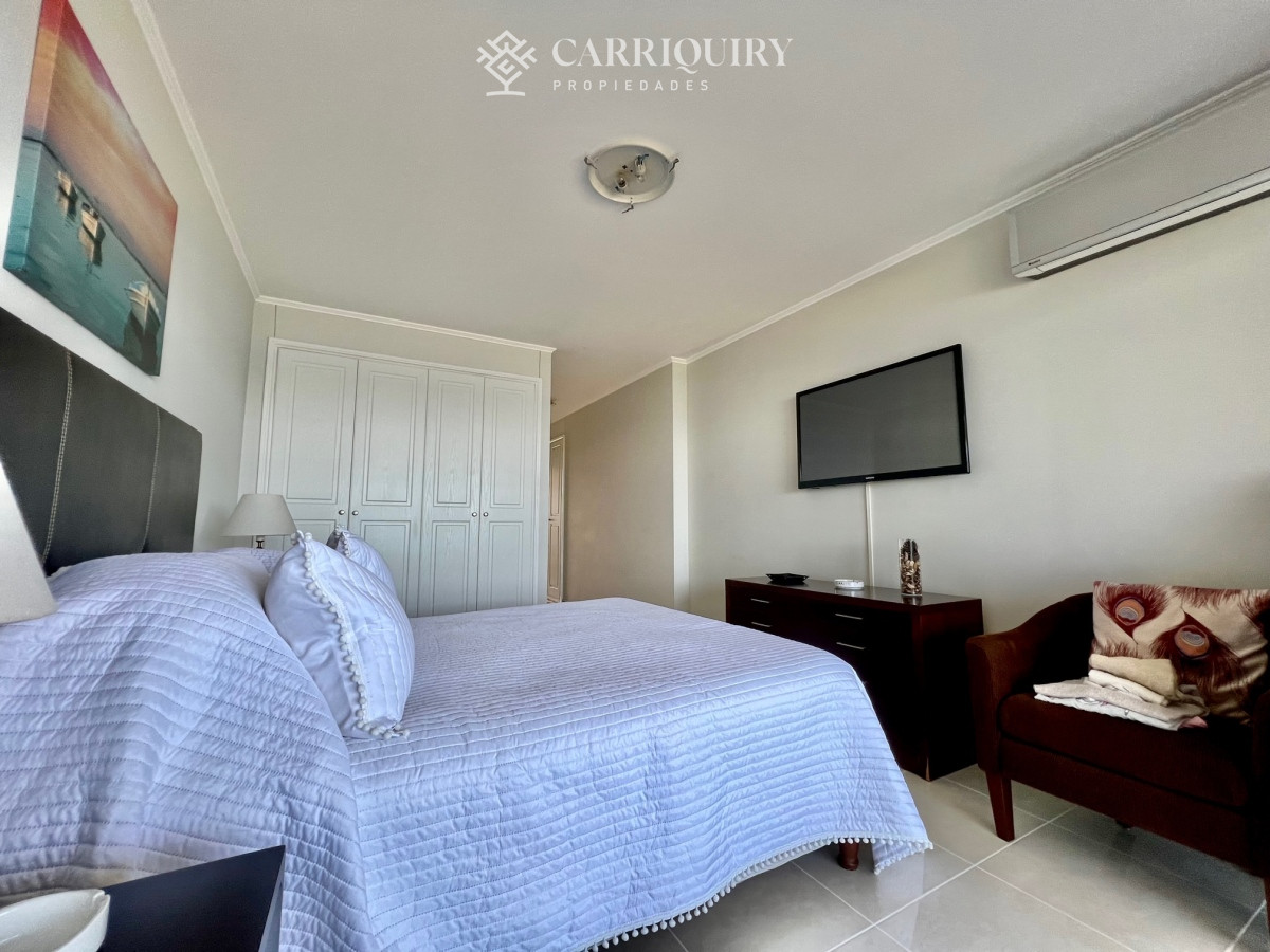 Apartamento ID.954/Venta-y-alquiler-de-departamento-esquinero-de-tres-dormitorios-mas-dependencia-de-servicio,-Torre-LE-PARC,-playa-Brava.-Punta-del-Este - Apartamento en alquiler temporario Playa Mansa 3 dormitorios