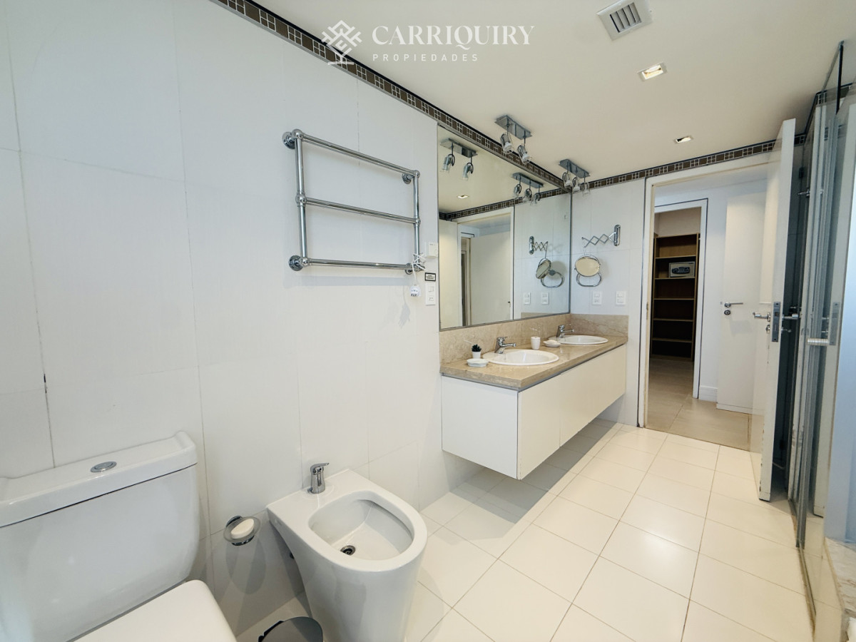 Apartamento ID.10599 - Exclusivo departamento esquinero en venta y alquiler temporal en Playa Brava