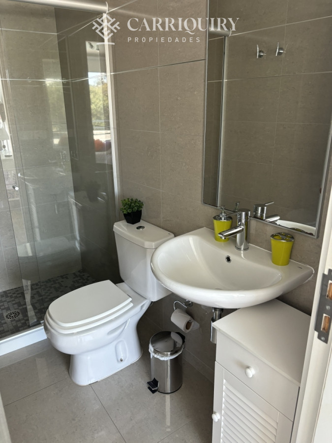 Apartamento ID.1034 - Apartamento en alquiler temporario Playa Mansa 2 dormitorios