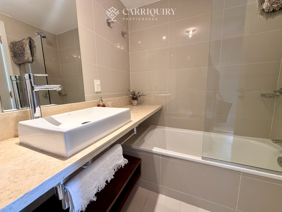 Apartamento ID.5550/Espectacular-Pent-House-con-vista-al-mar.-Ref:-8263 - Apartamento en Brava - Punta del Este
