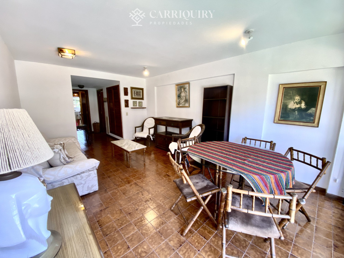 Apartamento ID.9677 - OPORTUNIDAD EN PLAYA MANSA FRENTE AL MAR APARTAMENTO DE 3 DORMITORIOS