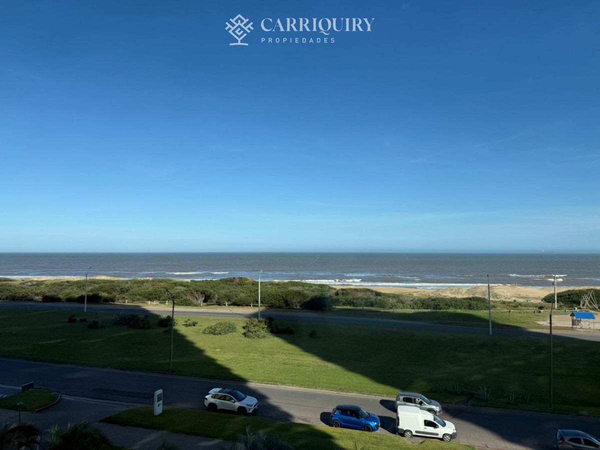 Apartamento ID.10626/Apartamentos-en-Venta--Carriquiry--Propiedades - Apartamento en venta de 4 dormitorios en Playa Brava, Punta del Este - Le Parc II