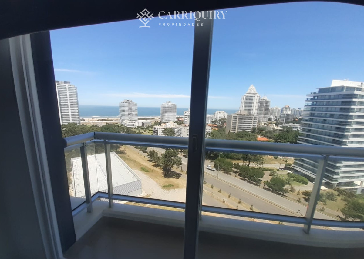 Apartamento ID.8707 - Apartamento a la venta en Playa Brava - Punta del Este