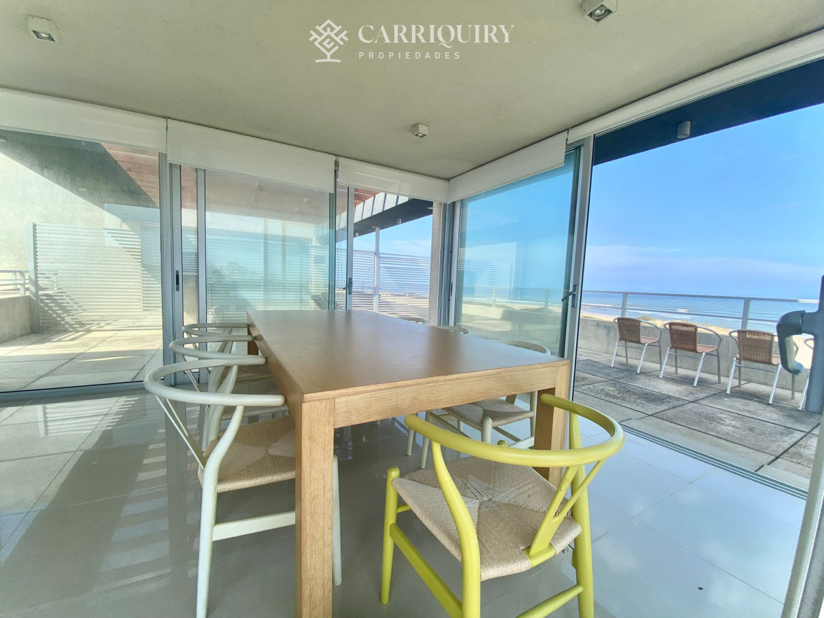 Apartamento ID.5294/Apartamento-3-dormitorios-playa-mansa,-todos-los-servicios- - Departamento en venta 3 dormitorios en suite 