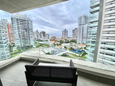 EXCELENTE APARTAMENTO EN ART TOWER TORRE DE CATEGORIA CON TODOSO LOS SERVICIOS EN VENTA 1 DORMITORIO PUNTA DEL ESTE PLAYA MANSA Y BRAVA ART TOWER