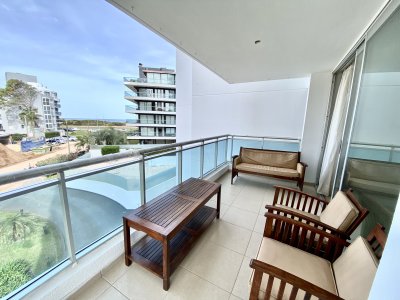 Venta de Apartamento 3 DORMITORIOS + DEP en Playa Brava, Punta del Este