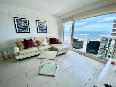 OPORTUNIDAD APARTAMENTO EN VENTA CON INCREIBLE VISTA AL MAR EN UBICACION PRIVILEGIDAD, TORRE CON SERVICIOS, 2 DORMIOTRIOS PUNTA DEL ESTE LUX TOWER