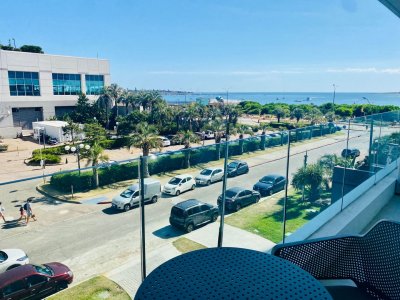 Apartamento en alquiler temporario Playa Mansa 1 dormitorio